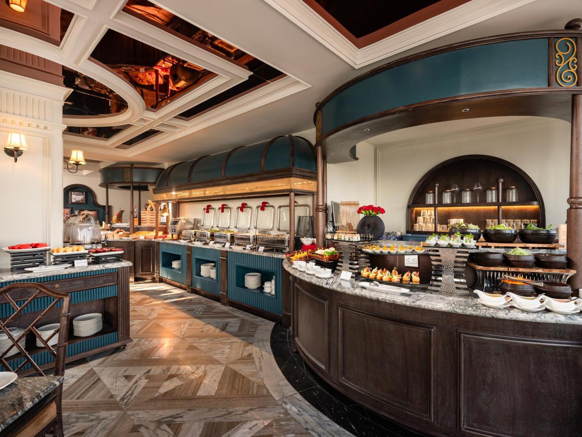 Grand Hotel Du Lac ฮานอย ภายนอก รูปภาพ The buffet at the hotel